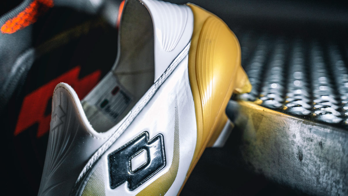 Nueva bota Lotto Solista 100 - Blogs - Fútbol Emotion