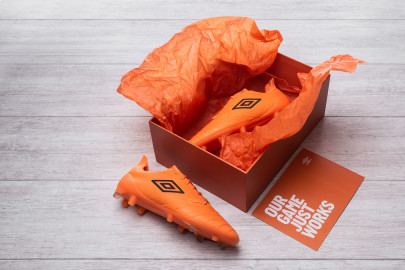 Vuelve el control verdadero... Nuevas Umbro Ux Accuro 3