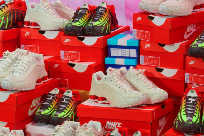 Regresa un Icono, Regresan las Nike Shox R4