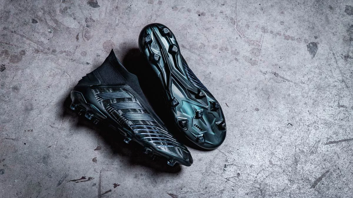 post card Post-adidas-Dark-Script-4.webp