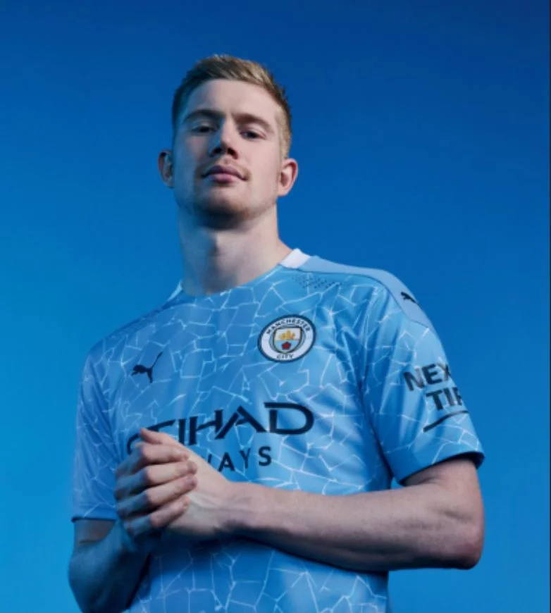 post card camiseta-manchester-city-2021-futbolemotion-5.webp
