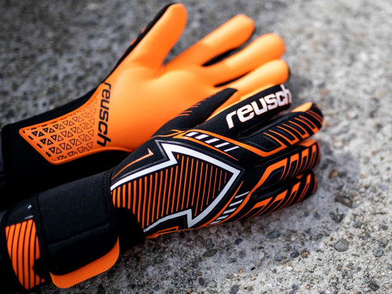 Reusch-Freccia-G3-nero-arancio.jpg