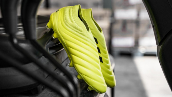 Hardwired adidas deals