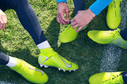 AS NOVAS CHUTEIRAS NIKE - NEW LIGHTS E UNDER THE RADAR