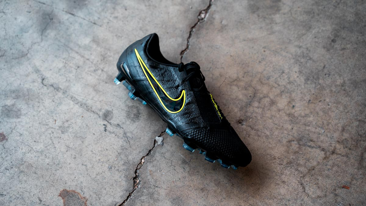 nike total black calcio