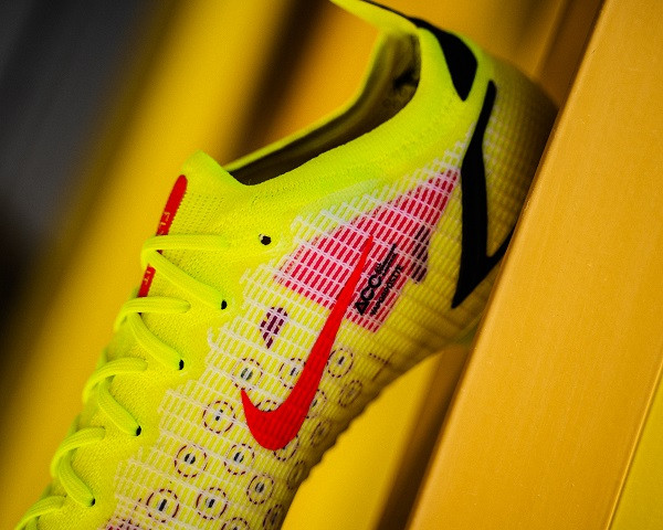 Nike Mercurial contra adidas X SpeedFlow / ¿Cuál es mejor? - Blogs - Fútbol  Emotion