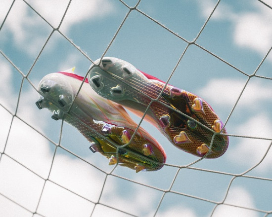 Mercurial vs predator online