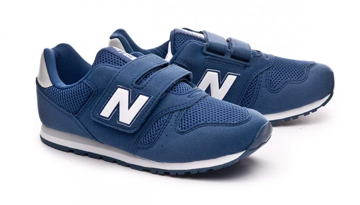 post card blog-las-mejores-zapatillas-para-niños-sneakers-nb.webp
