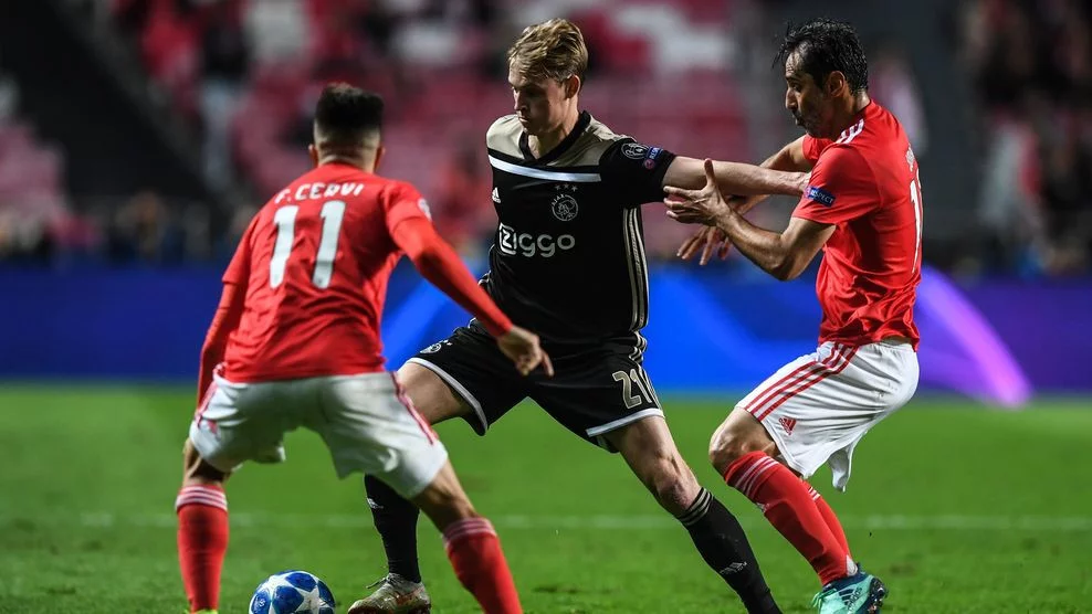 post card blog-championsleague-2.webp