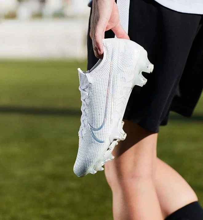 post card Nike-Nuovo-White-2.webp
