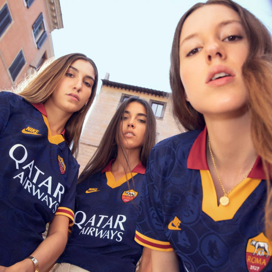 Terza-maglia-Nike-Roma-2019-2020.jpg