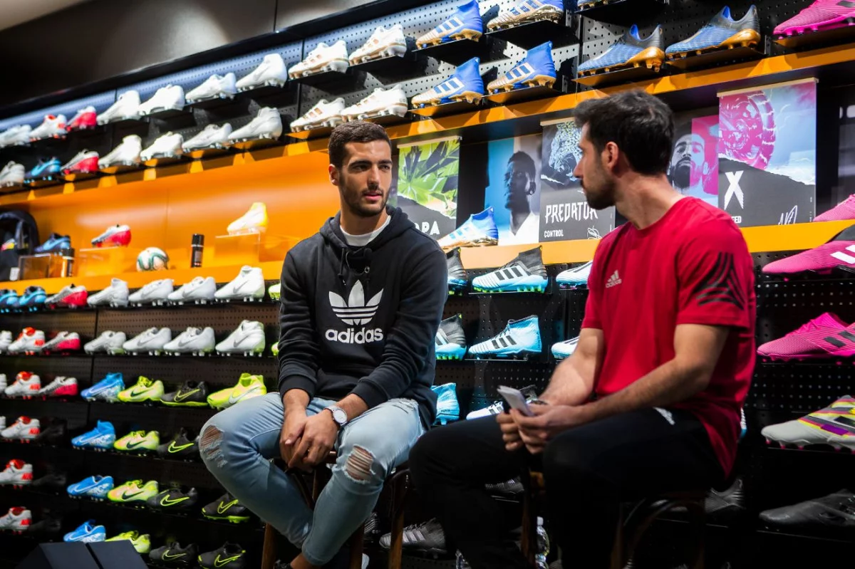 post card Entrevista-Mikel-Merino-1.webp