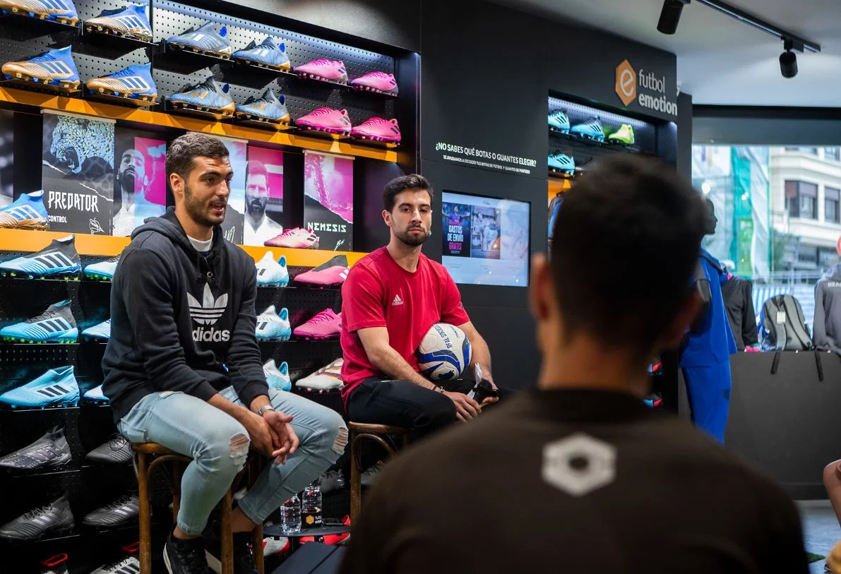 post card Entrevista-Mikel-Merino-5.webp