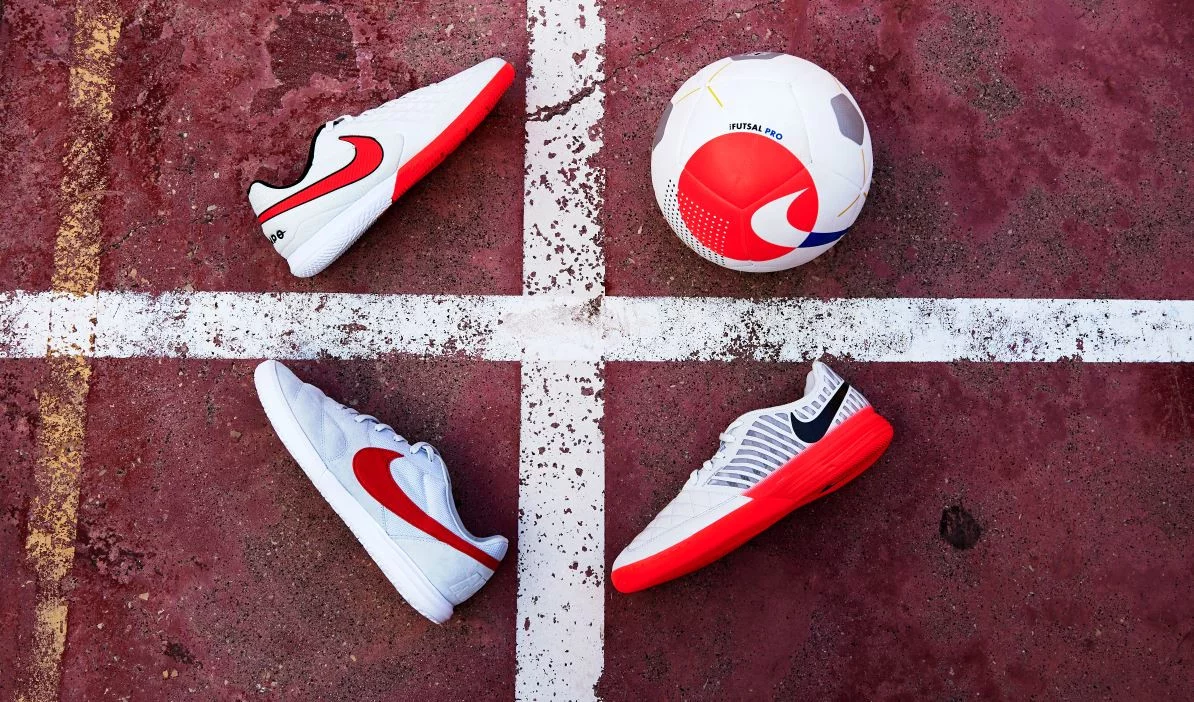 post card Nike-Futsal-Sunrise-Pack-1.webp