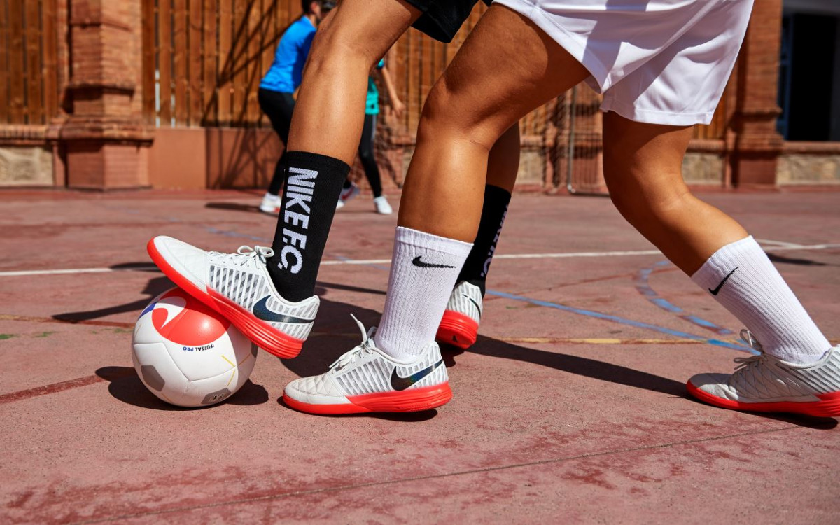Nuevas zapatillas fútbol sala Nike Sunrise Pack - Blogs - Fútbol Emotion