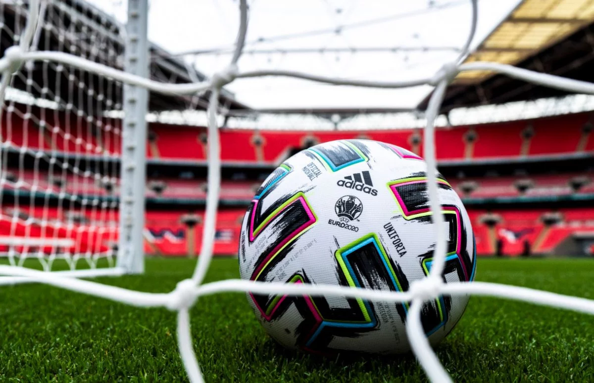post card Balon-Euro-2020-4.webp