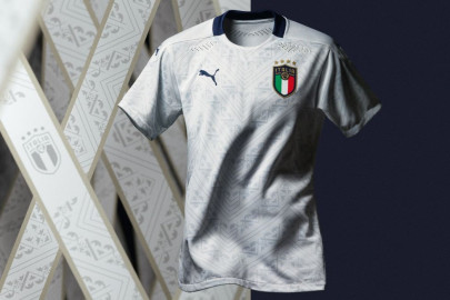 A NOVA CAMISOLA DE ITÁLIA PARA O EUROPEU DE 2020