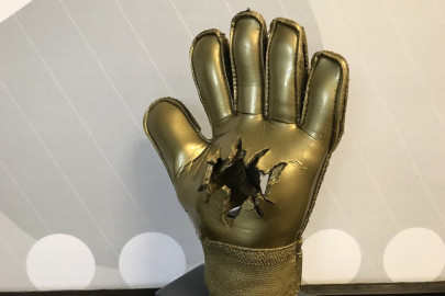 Les gants de gardien de but peuvent-ils être réparés ?