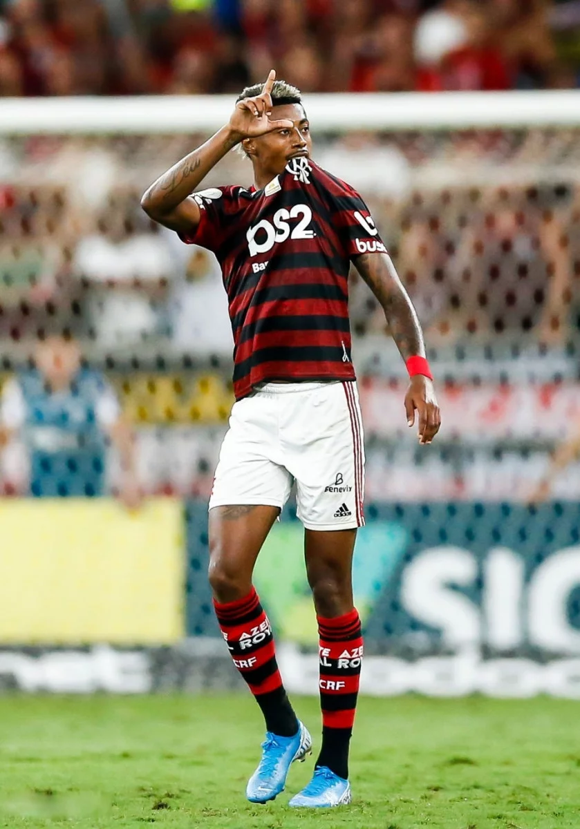 post card bruno-henrique-flamengo-nike-mercurial-vapor.webp