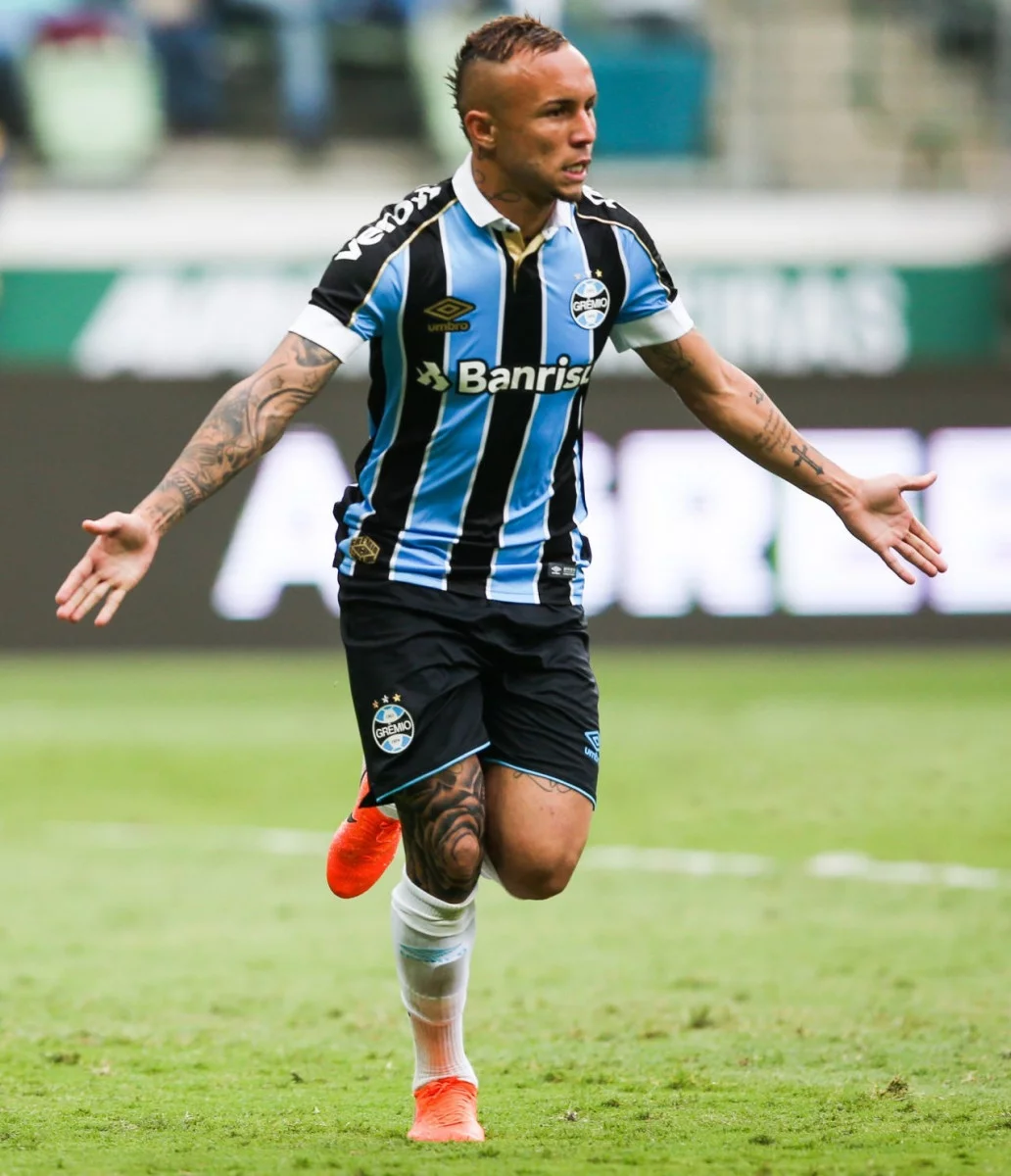 post card everton-gremio-nike-mercurial-vapor.webp