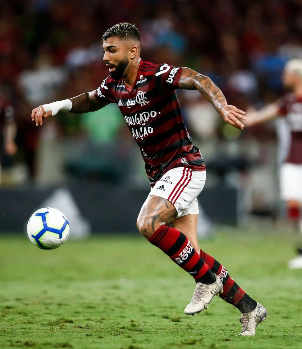 post card gabriel-barbosa-flamengo-nike-mercurial-vapor.webp
