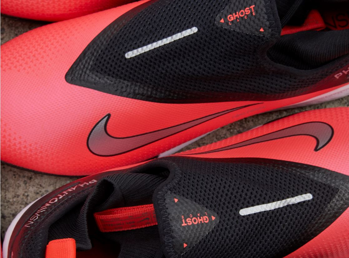 Nuevas zapatillas de fútbol sala Nike Phantom Vision 2 - Blogs - Fútbol  Emotion