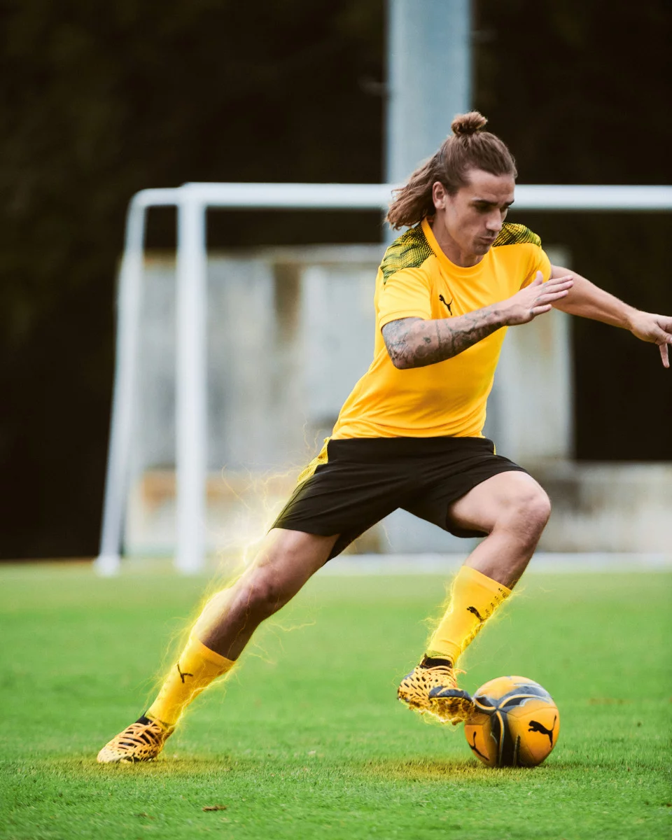 post card 20SS_Social-IG_TS_Spark-Pack_Future_Griezmann_2000x2500_7.webp