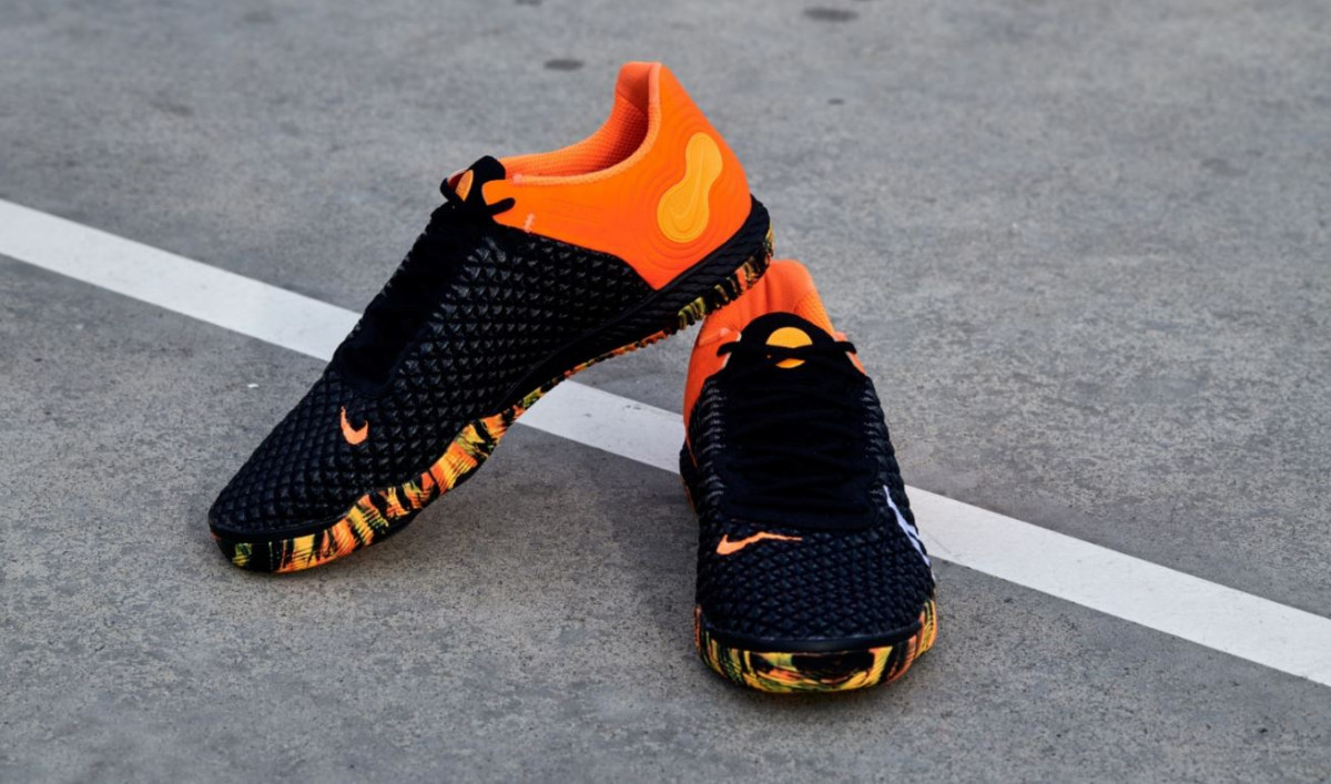 Nueva zapatilla de fútbol sala Nike React Gato - Blogs - Fútbol Emotion