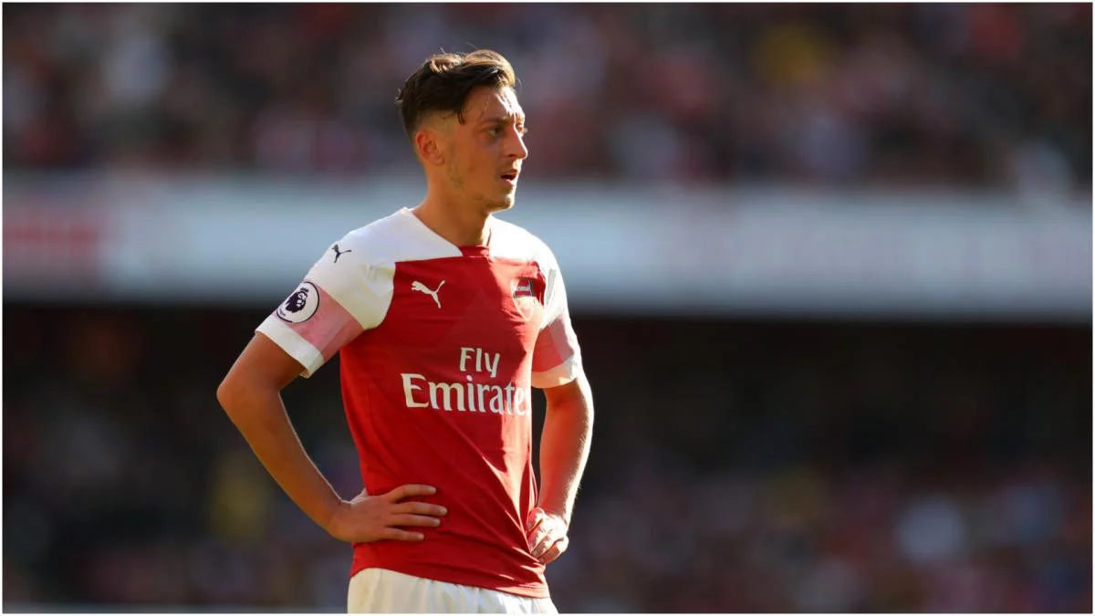 post card blog-5-conselhos-quarentena-ozil-corona-virus.webp