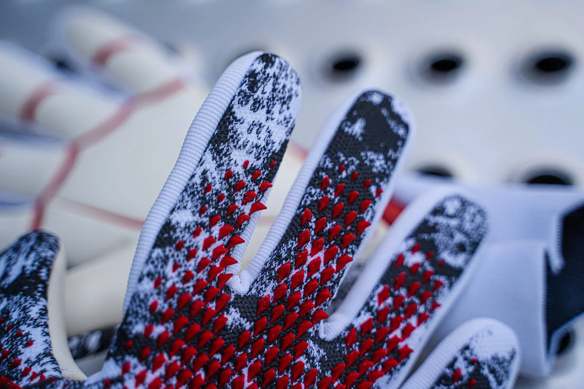 post card blog-adidas-predator-pro-manuel-neuer-2.webp