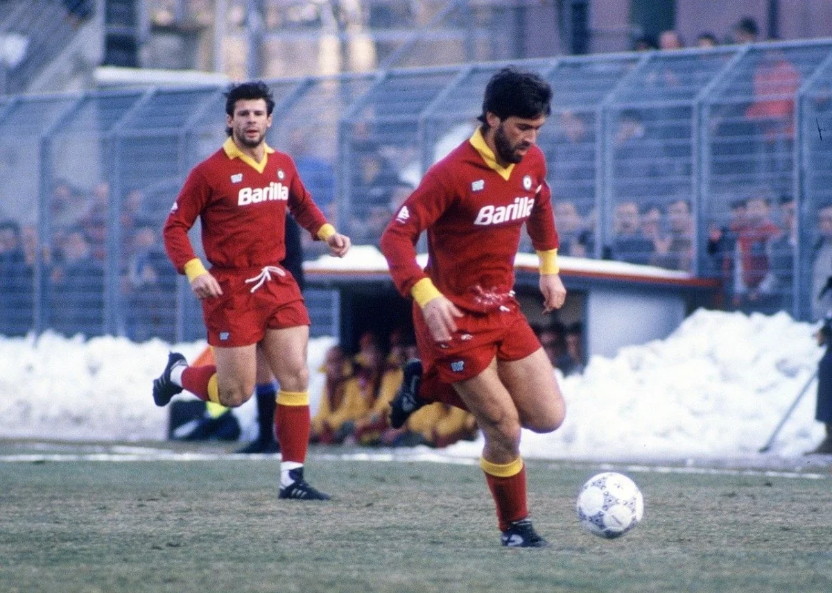 post card blog-melhores-camisas-futebol-futbolemotionpt-asroma.webp