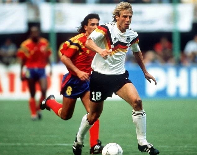 post card blog-melhores-camisas-futebol-futbolemotionpt-germany1990worldcup.webp