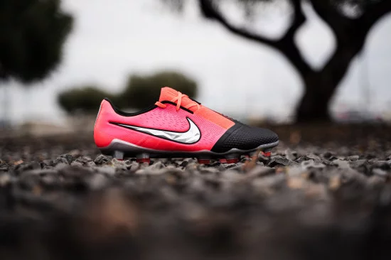 NUEVAS NIKE PHANTOM VNM TOTAL 90 REMASTERED Blog Futbol Emotion