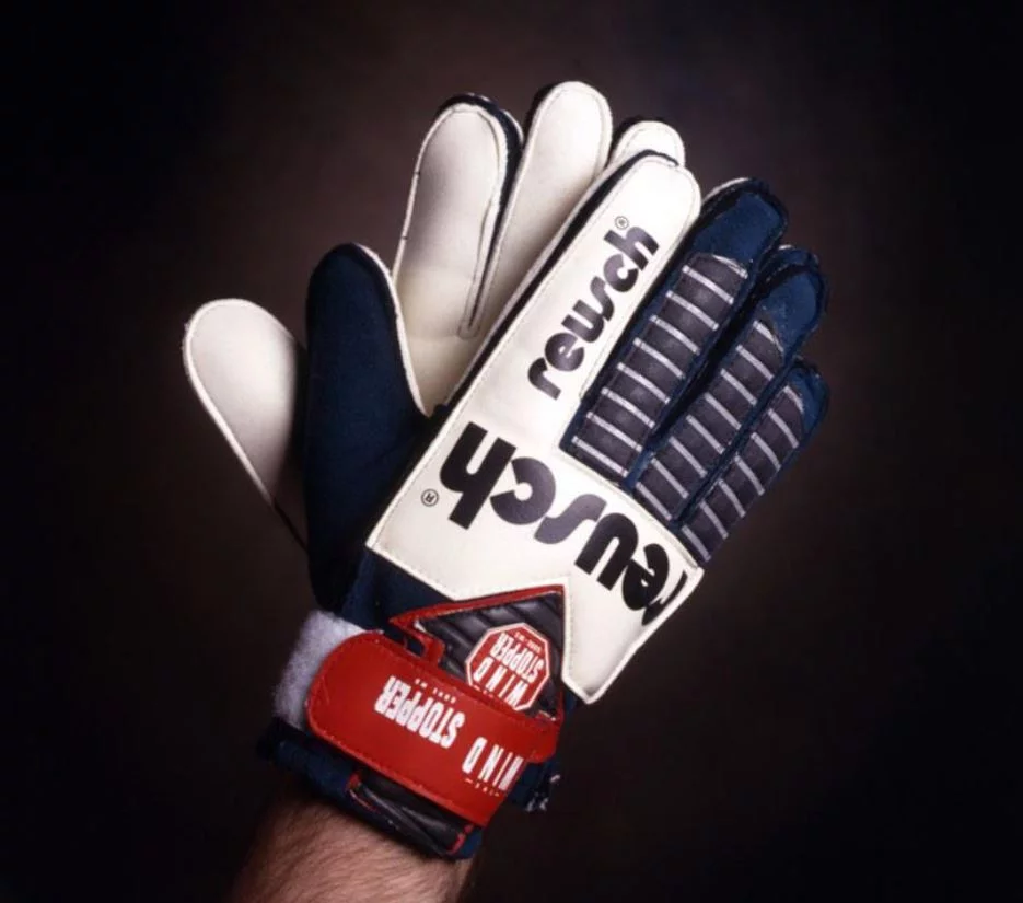 post card post-guantes-cambiaron-la-historia-5.webp