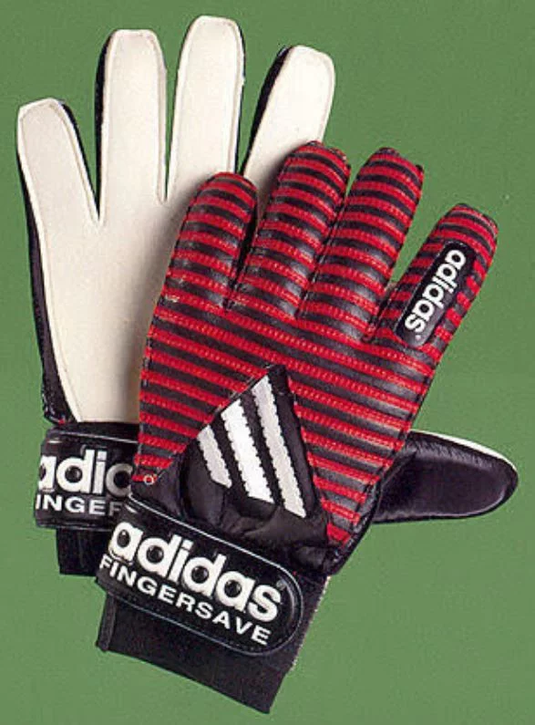 post card post-guantes-cambiaron-la-historia-6.webp