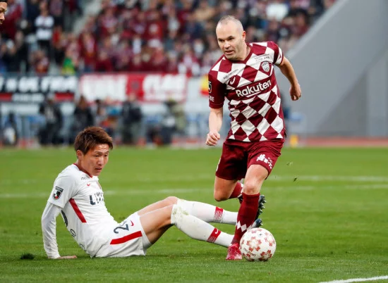 Scarpe iniesta 2025