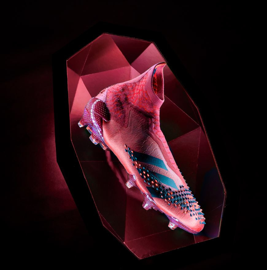 construir mando La risa Nuevas botas adidas Predator Dragon - Blogs - Fútbol Emotion