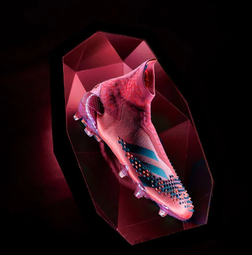 post card post-adidas-Predator-Dragon-3.webp
