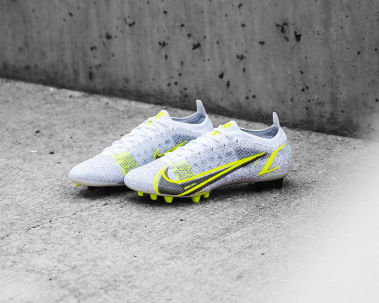 Novas Nike Mercurial Silver Safari