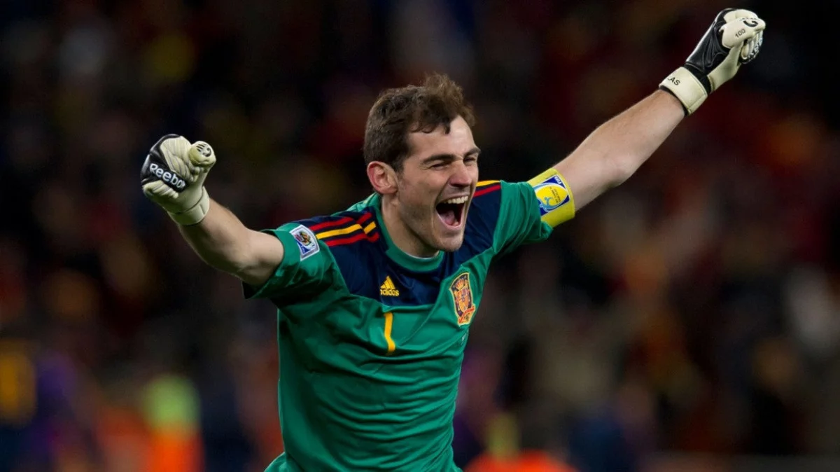 post card iker_casillas_wikipedia.webp