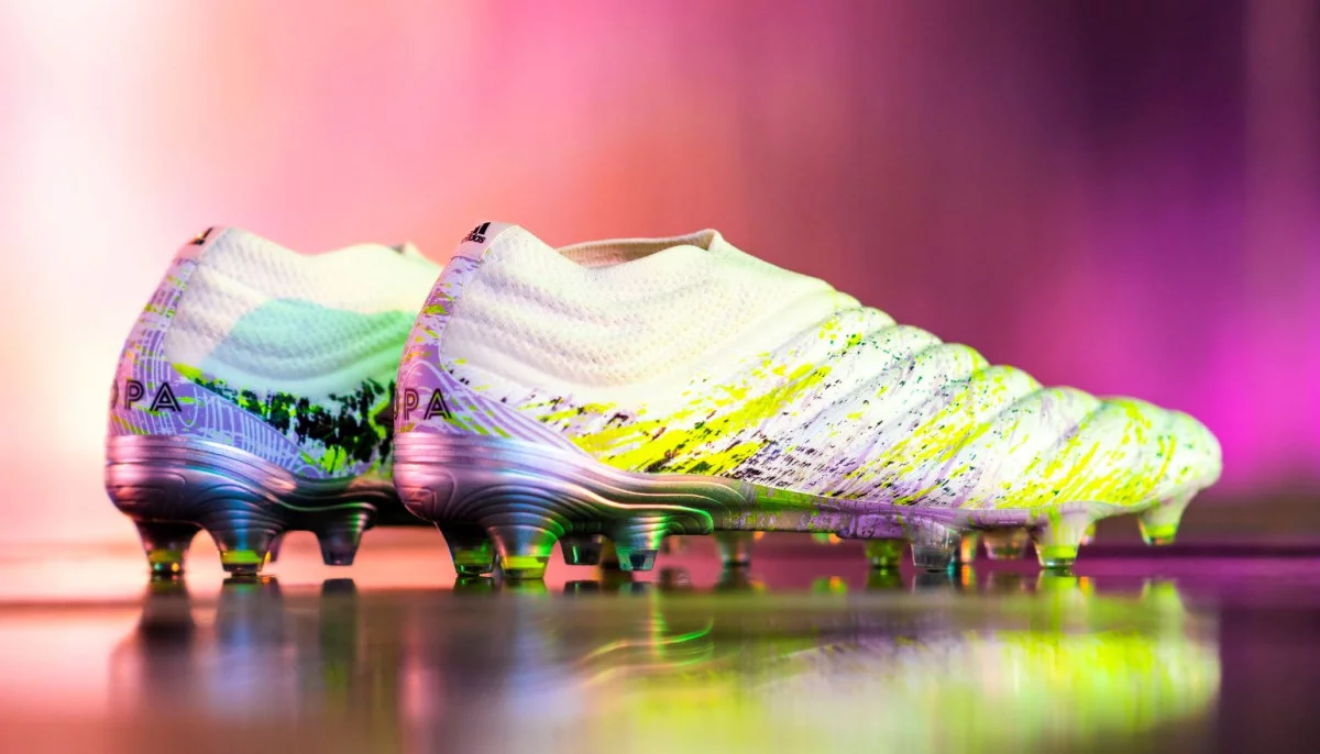 post card post-adidas-Uniforia-Pack-1.webp