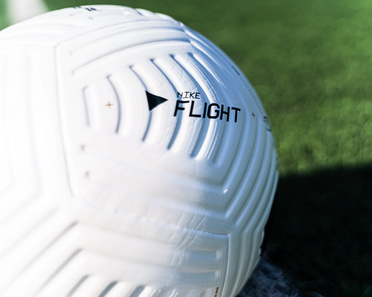post card FlightBall-futbolemotion-4.webp