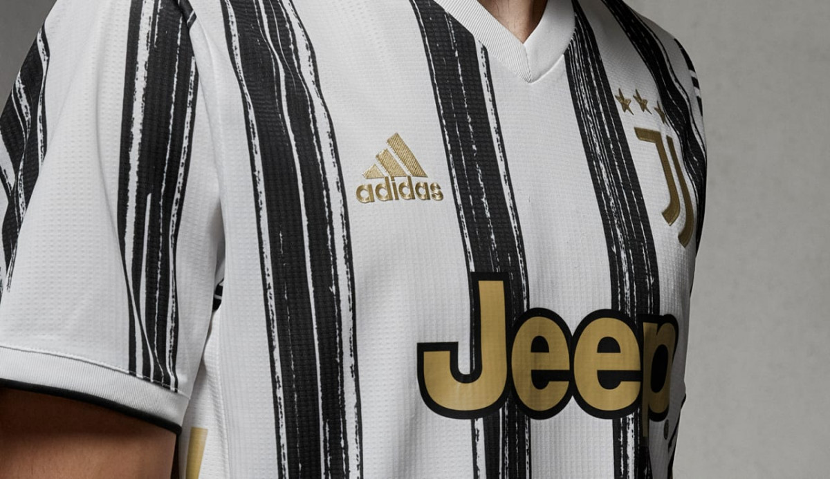 La nuova maglia della Juventus