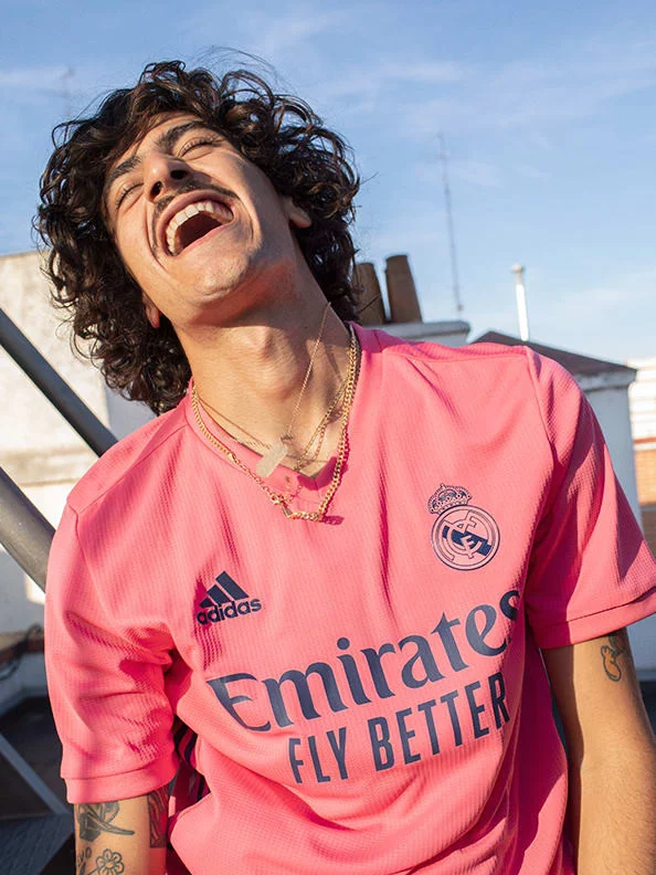 post card football-fw20-plp-realmadrid-homeaway-launch-ImageCollection-4_tcm190-529379.webp
