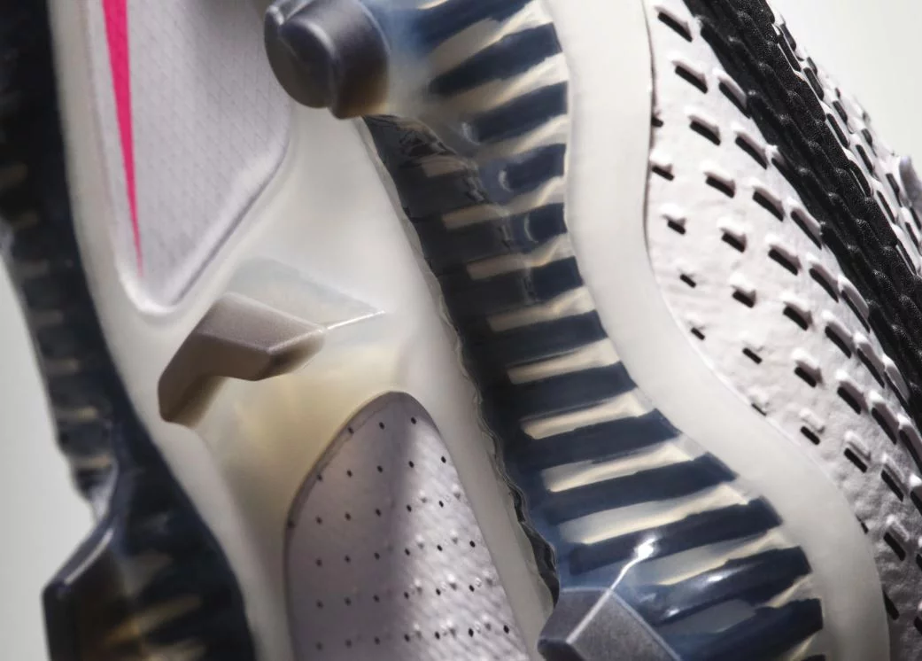 post card Nike-Phantom-GT-futbolemotion-2.webp