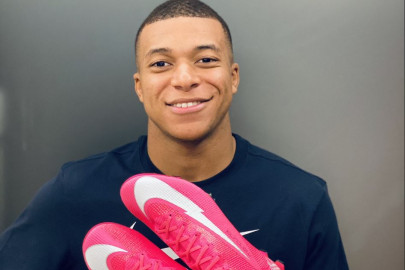 Nueva Nike Mercurial Rosa de Mbappe