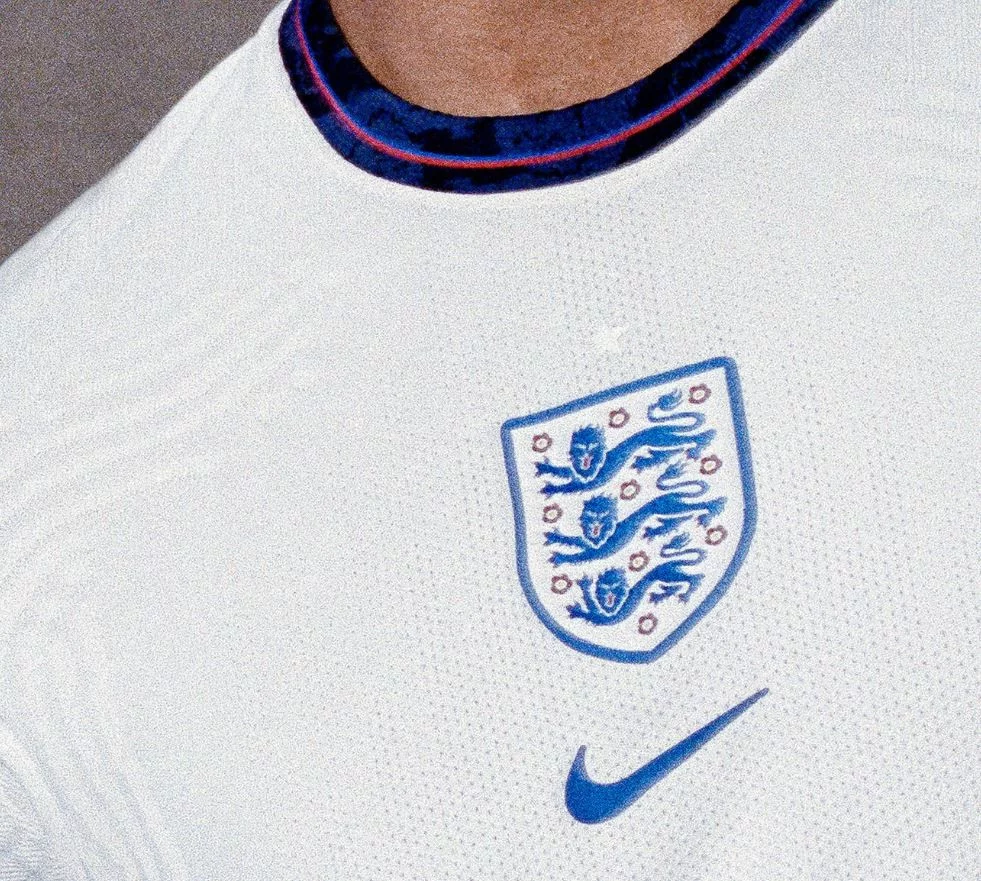 post card Camisetas-selecciones-internacionales-Nike-futbolemotion-4.webp
