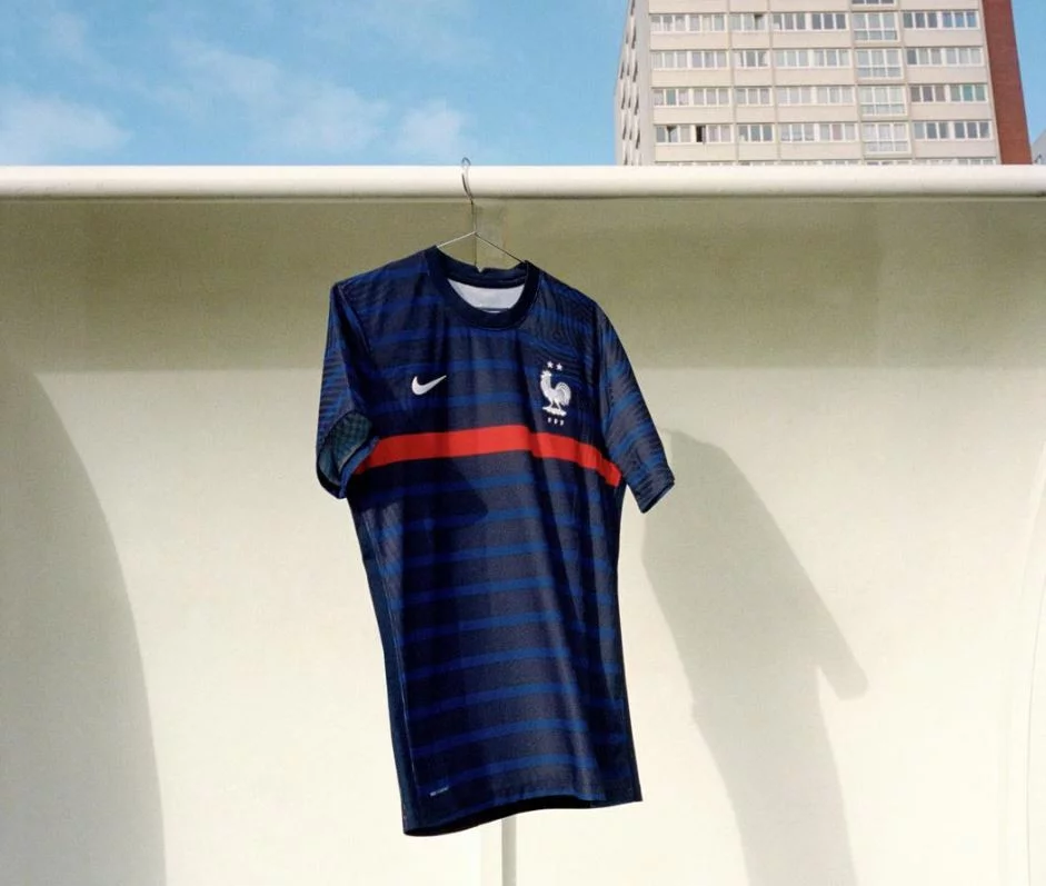 post card Camisetas-selecciones-internacionales-Nike-futbolemotion-6.webp