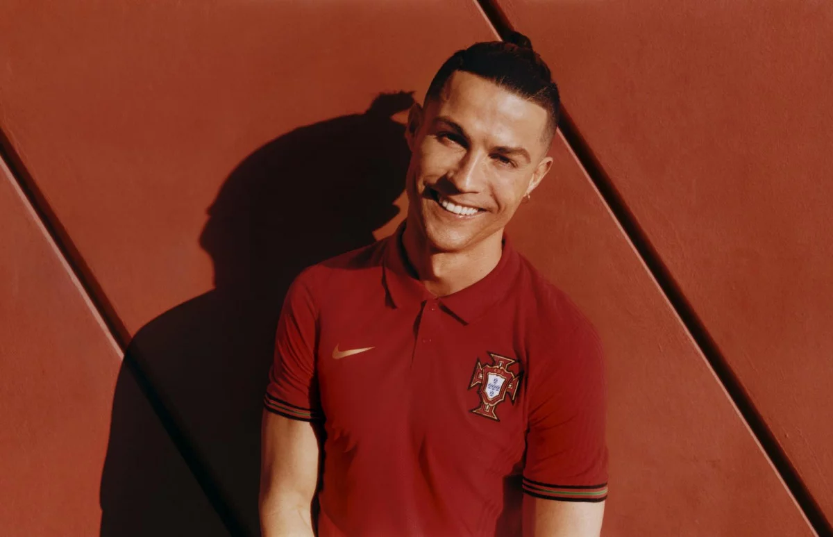 post card Camisetas-selecciones-internacionales-Nike-futbolemotion-9.webp