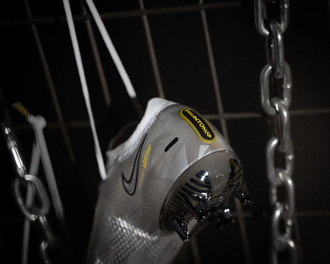 post card blogs-futbolemotionpt-nova-chuteira-nike-phantom-scorpion-2.webp